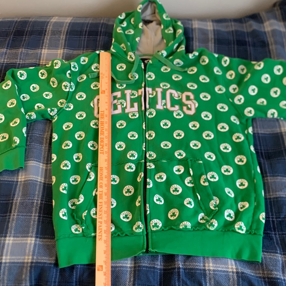 Green Celtics Hoodie - Picture 8 of 12